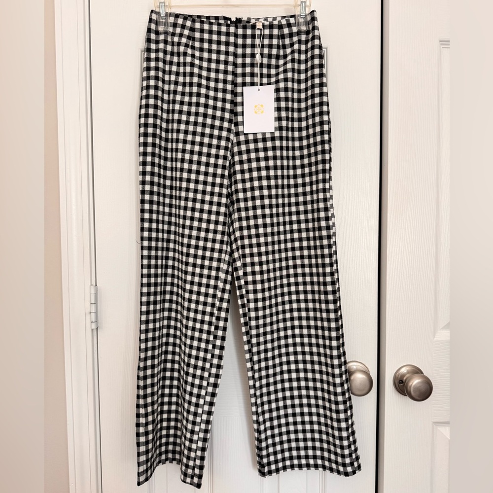 NWT - WAYF Wife Leg, High Rise Black and White Checkered Pants SIZE XS